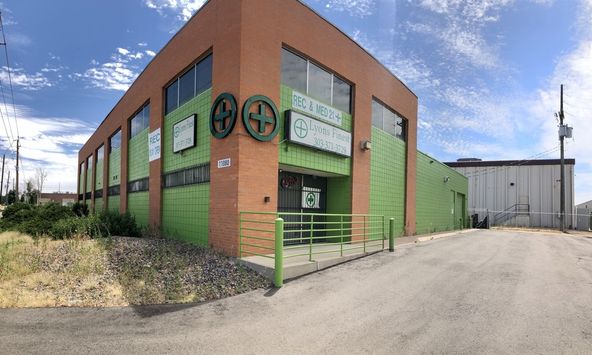 4695 Kingston St, Denver, CO 80239